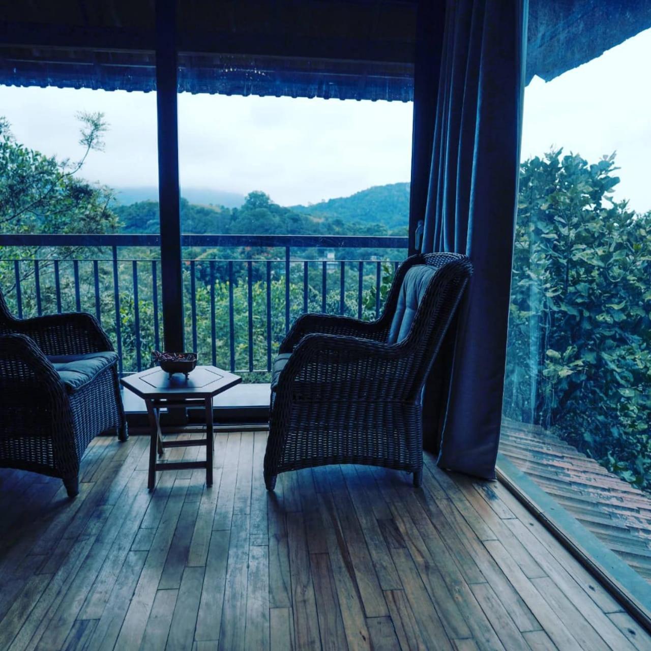 Barsati Ranches Villa Vythiri Exteriör bild